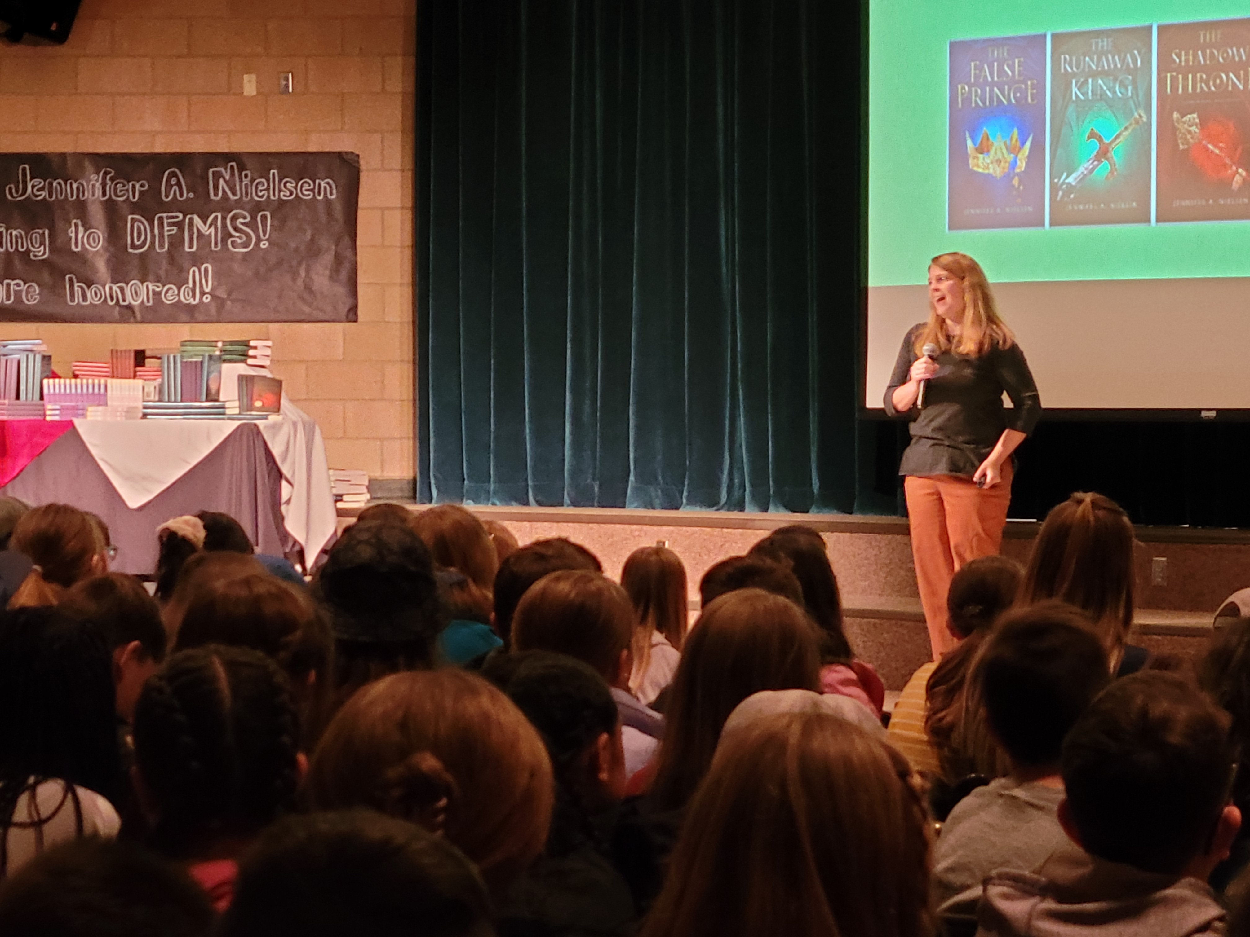 Jennifer A. Neilson speaking with students at DFMS